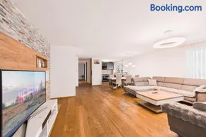 Briger Ferienwohnung direkt in der Stadt Brig - Image 1