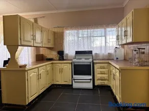 Amatis House - Image 3