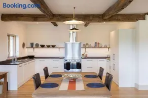 The Granary - Wood Farm Barn. Luxury Barn with wonderful countryside views - Image 3