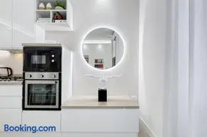 BMGA l The White Crown Apartment in Testaccio - Image 4