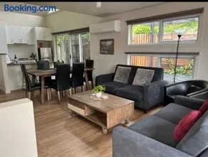Lake Esmond Place - Image 5