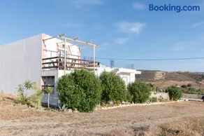 Julia's Holiday House - Image 2