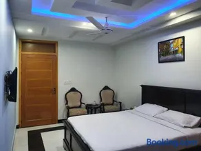 AAKAS Hotel & Restaurant - Image 3