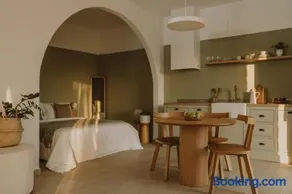BATU Luxury Apartments - Image 3