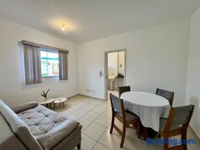 Apartamento de dois quartos com garagem coberta - Image 1