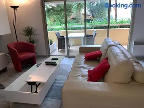 Antibes Juan les Pins center,1 bedroom apart, pool - Image 3