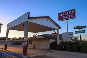 Starlite Motel - Image 2