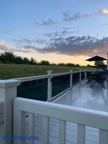Luxury Holiday Home in Anderby Creek - Image 3