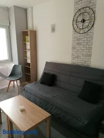 Charmant F2 - Image 1