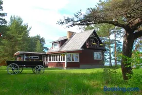 Karineeme Holiday House - Image 1