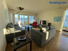 Lichtdurchflutete Ferienwohnung mit Panorama-Sicht und Schwimmbad/Sauna - Image 4