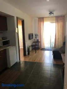 Muller Apartment - Image 2