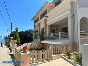 Golden Coast Boutique - Luxury Living - Image 4