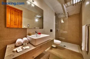 Glyfada Beach Villas - Image 5