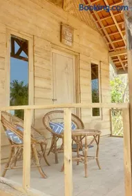 Slow Loris Cabin - Image 3