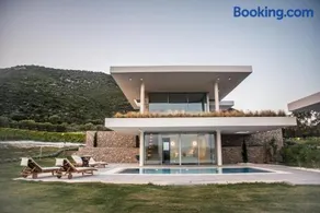VARKO LUXURY SUITES - Image 2