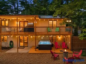 Asheville's Ultimate Retreat with Hot Tub Ping Pong Table Pool Table Lots to do Family Friendly - Image 3