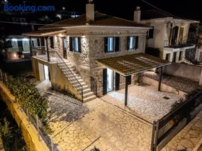 Nafsika Stone Apartment - Image 1