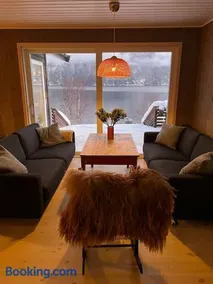 Cabin by the Fjord - Image 5