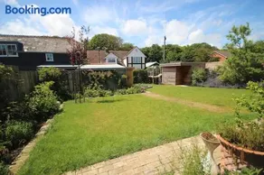 Downs Cottage - Image 1