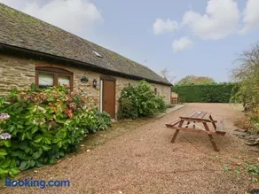 Clover Patch Cottage - Image 1