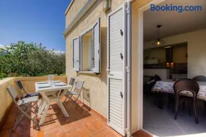 Appartement avec jardin, barbecue et terrasse | Vue jardin - Image 1