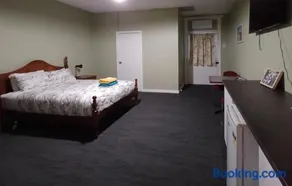 PETERBOROUGH HOTEL - Image 3