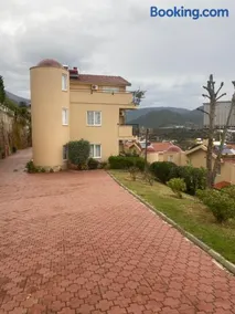 Apartment in Goldcity tourism complex - Image 3