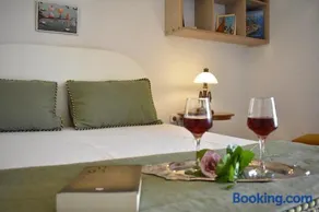 Mayra Apartment - Image 2
