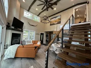 Luxury cabin vc home 2bd 2bath - Image 1