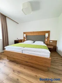 Hofbauers Gästezimmer - Image 1