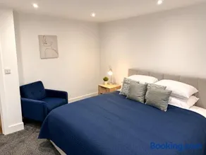 Modern Retreat Near Donington Park & EMA 6 - Image 3