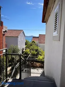Fjaka - Image 1