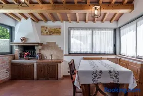Guest House Fantaccini con Piscina - Image 3
