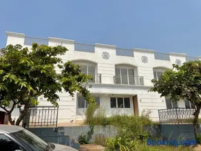 Ocean Breeze 1 BHK Duplex Villa - Image 2