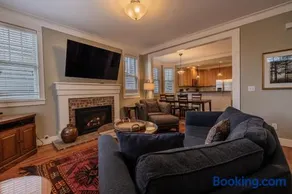 Coyote Cottage by Seabrook Hospitality - Image 5