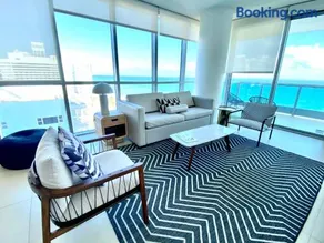 Monte Carlo Suites in Miami Beach - Image 2