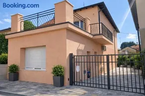 Dreamhouse B&B - Image 1