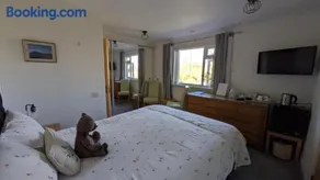 Willowdale B&B - Image 1