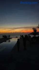 Villa Anugrah Uluwatu - 8BR Cliff-Edge Ocean view Luxury Estate - Image 2