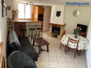 Gîte chaleureux avec terrasse près de Nancy, parking privé, à proximité de festivals et nature - Image 4