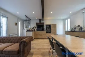 La Bulle Détente : Maison avec Jacuzzi et Sauna - Image 1