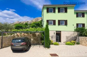 House Zrile with jacuzzi - Image 3