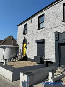 Edenderry Central Rooms - Image 2