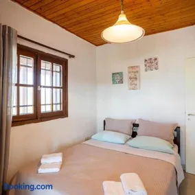 Seaside Retreat for Families and Pets - Image 2