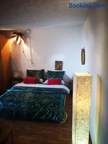 Suite Zen y Cueva Refugio - Image 3