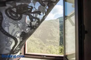 Freelandros Villa - Image 2