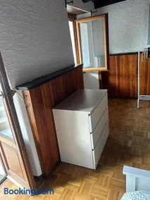 Ara Gesa Old Cottage - Image 4