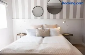 List Lounge - Image 3