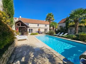 Villa familiale La Finca du champ de l'eau Avec sauna jacuzzi proche de Disney et Paris - Image 1